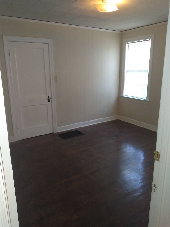 2741-43 Kimball Ave - Photo 3 of 6