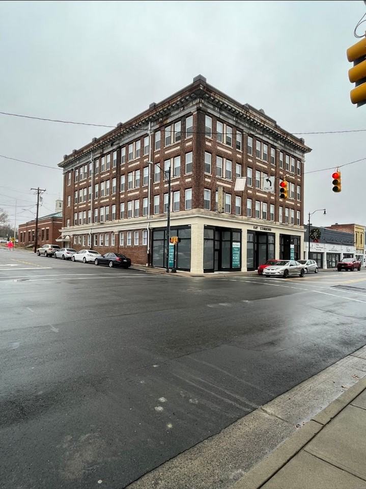 The Most Beautiful Apartment Building in Eden - Photo 3 of 22