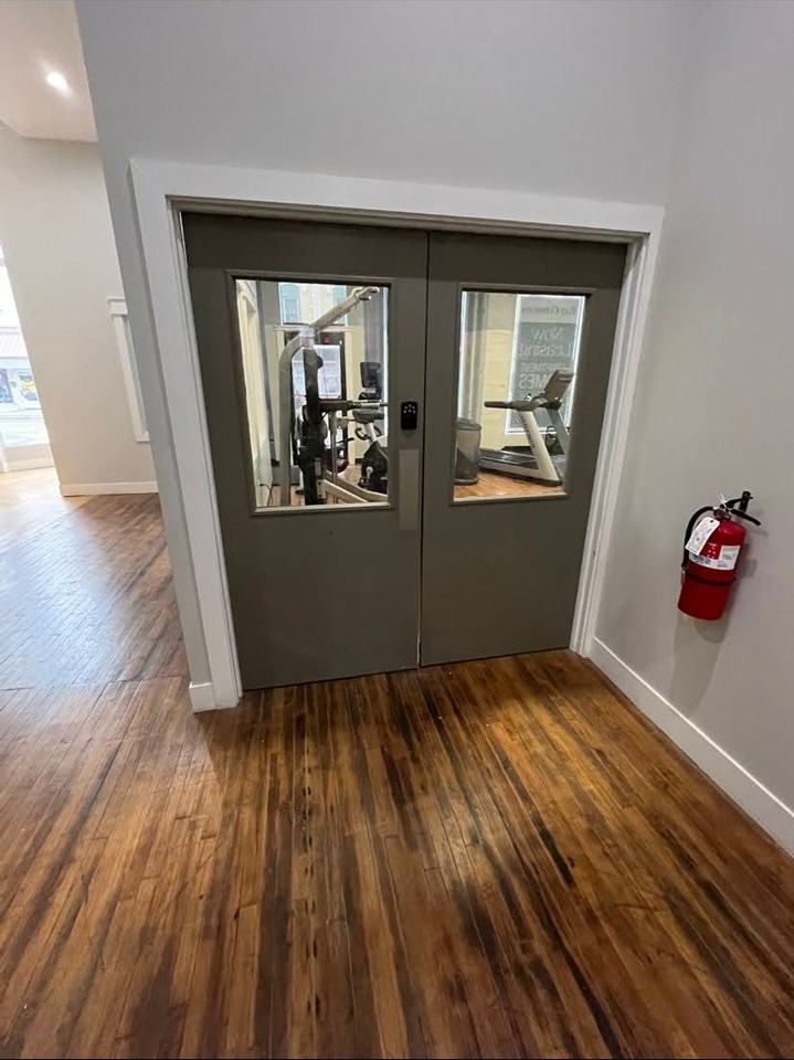 The Most Beautiful Apartment Building in Eden - Photo 5 of 22