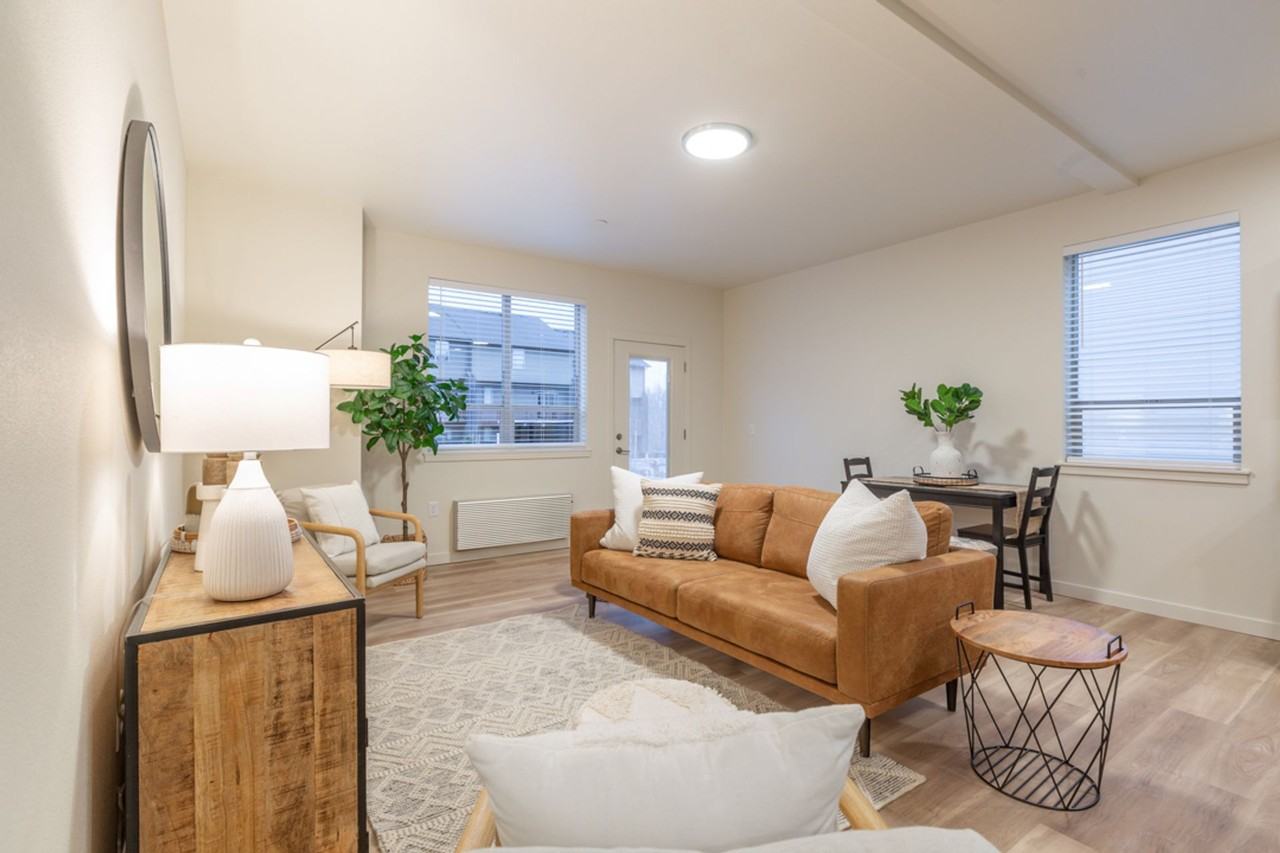 Anderson Court - Photo 4 of 42