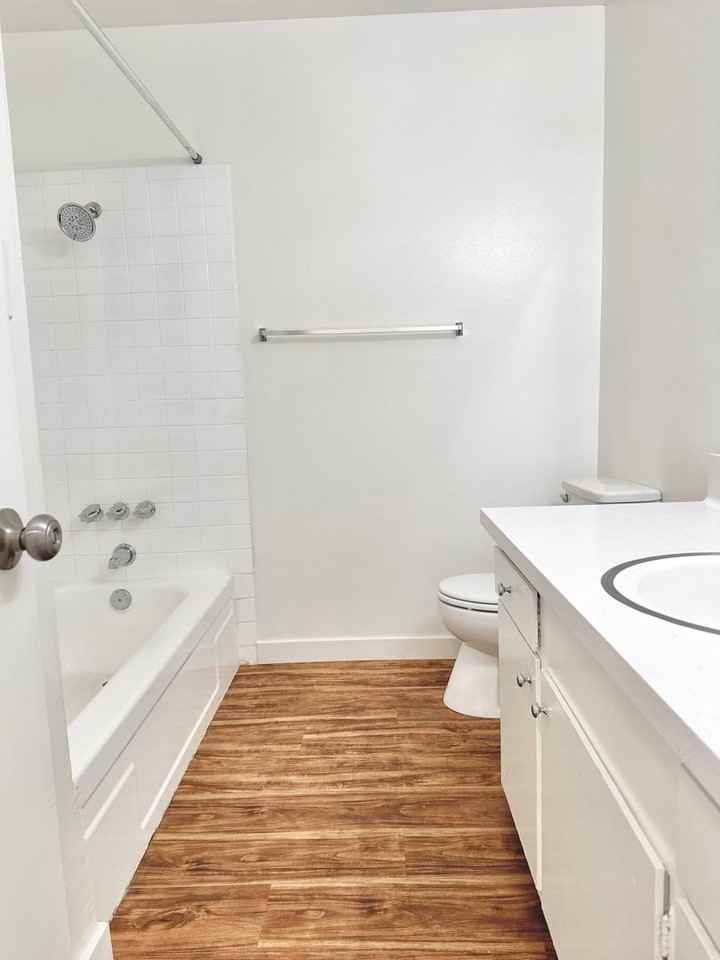 Townhome 2 bed 1.5 Bath in Anaheim - Photo 5 of 18