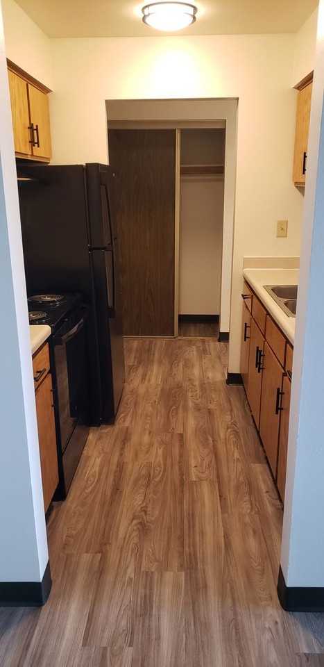 Heritage Arms Apartments - Photo 5 of 21