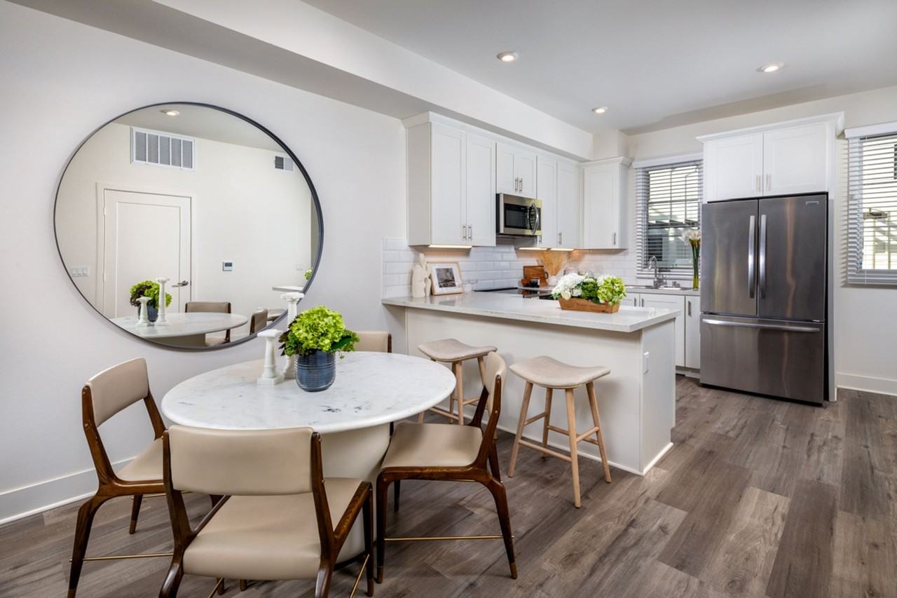 APT THE MADISON COLLECTION - Photo 5 of 14