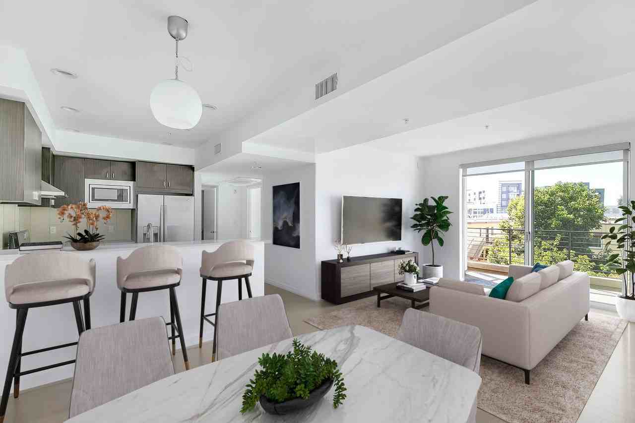 11900 Courtleigh Dr - Photo 3 of 12