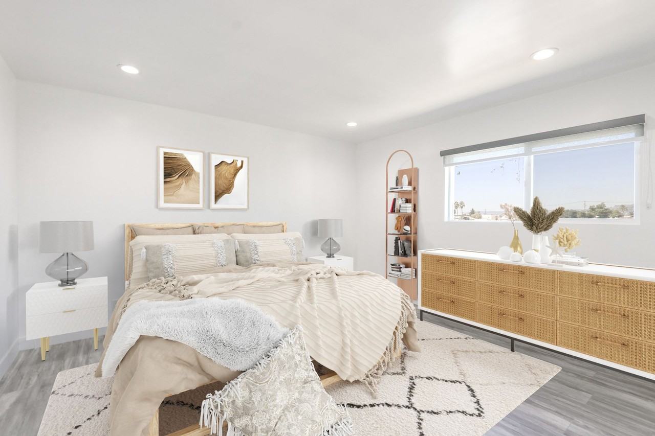 451 Coronado Terrace Apartments - Photo 4 of 18