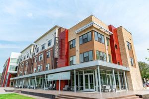 featured image of 1601 University Dr N