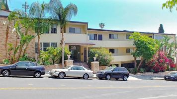 featured image of 2054 Argyle Ave