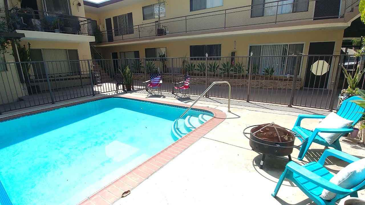 Courtyard at Cordova - Photo 3 of 6