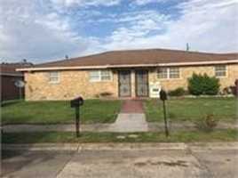 featured image of 4819 Lynhuber Dr