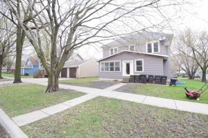 featured image of 614 5th St