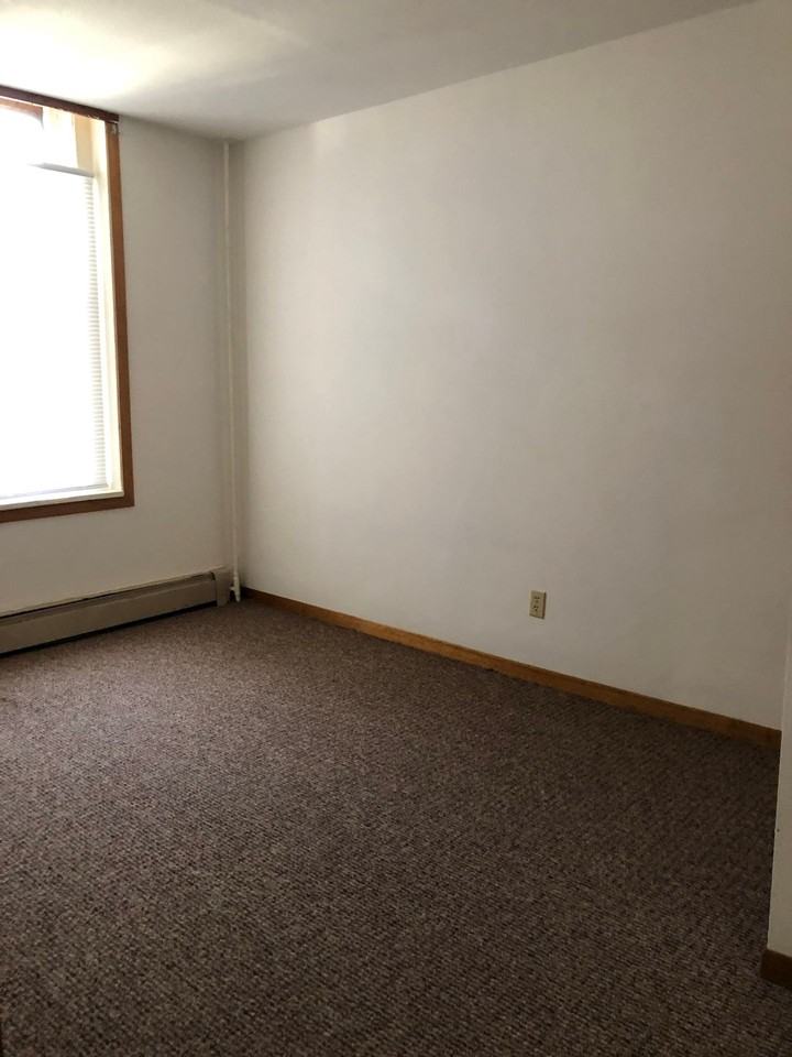 St. Joes Apartment - Photo 7 of 39