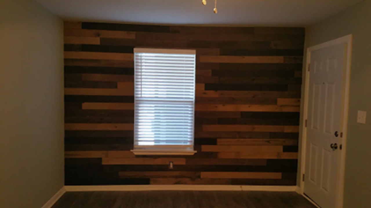 Avondale III Apartments - Photo 3 of 9