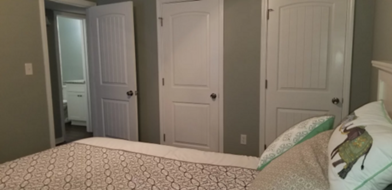 Avondale III Apartments - Photo 5 of 9