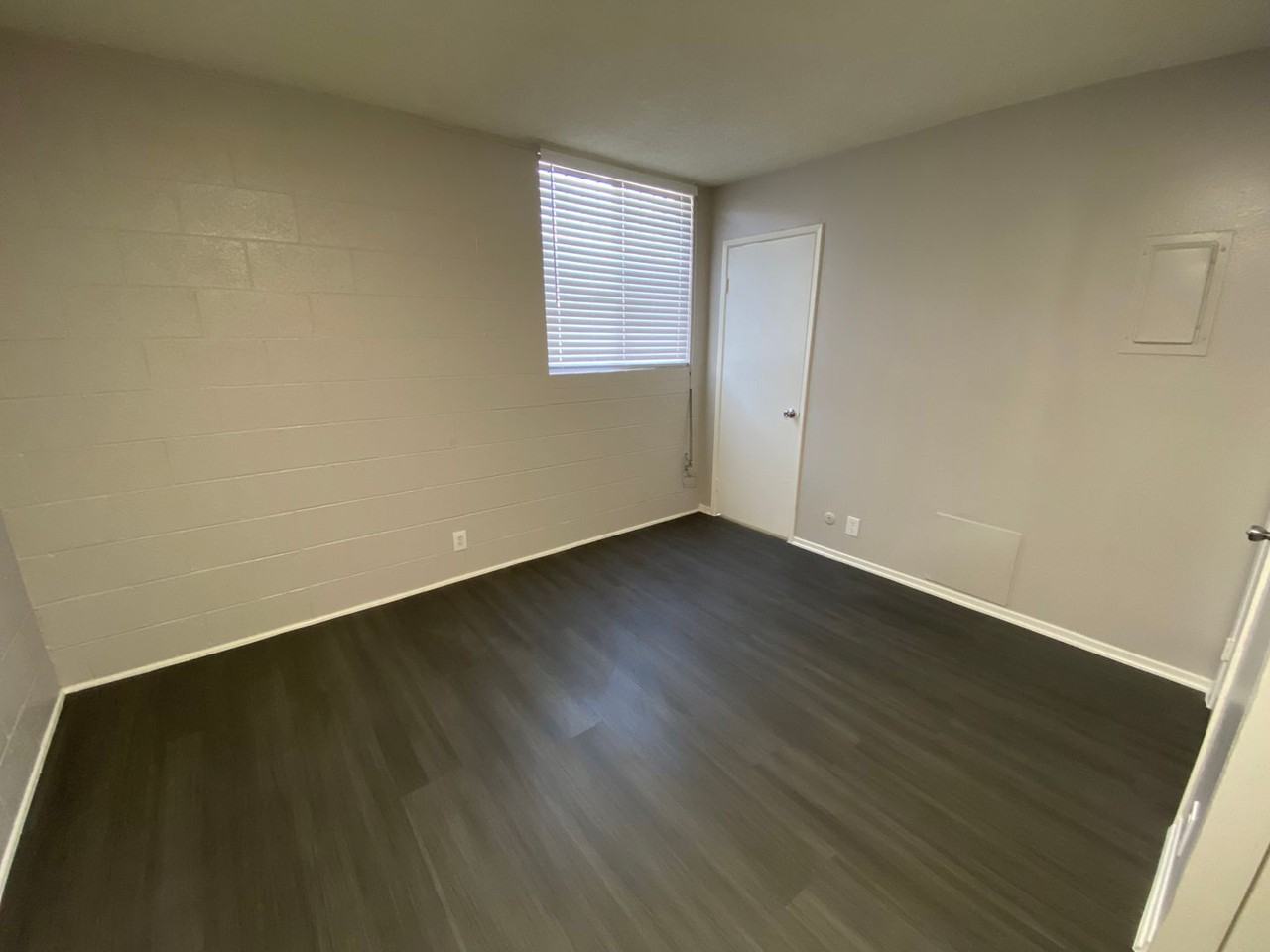 Rosecrans - Photo 7 of 19