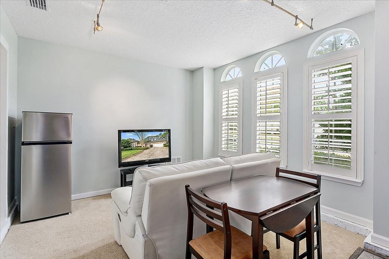 3710 Hawks Bay Court - Photo 3 of 10