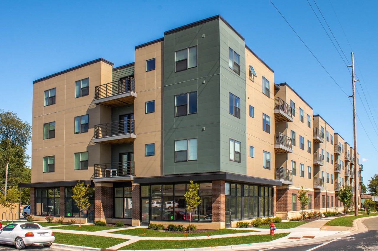 The Royal - Photo 2 of 50