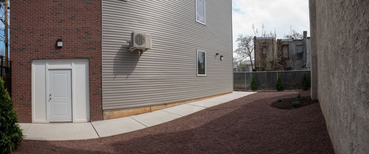 Brand New Modern Apartments - Photo 2 of 12