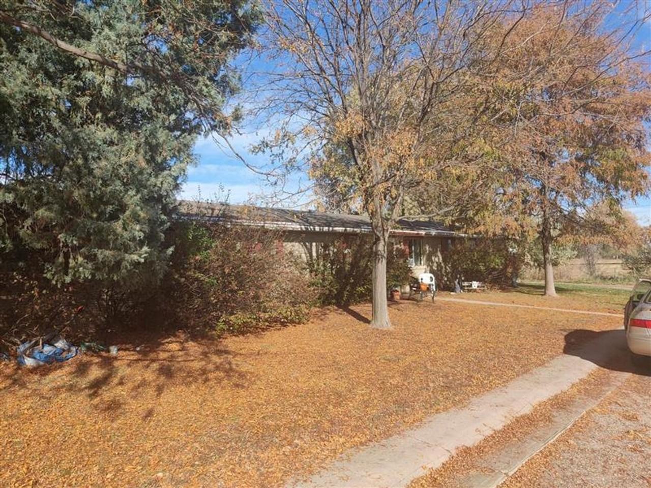 4912 S Iowa Ave - Photo 2 of 4