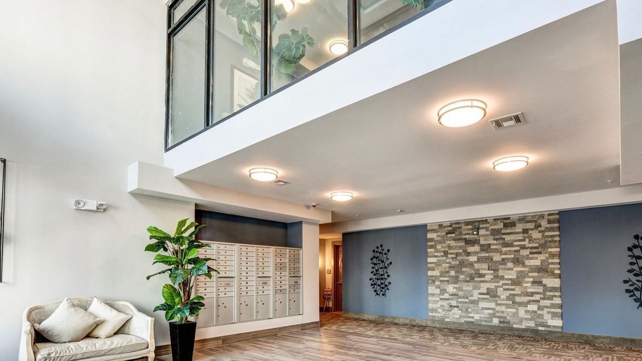 Meridia Transit Crossing - Photo 7 of 10