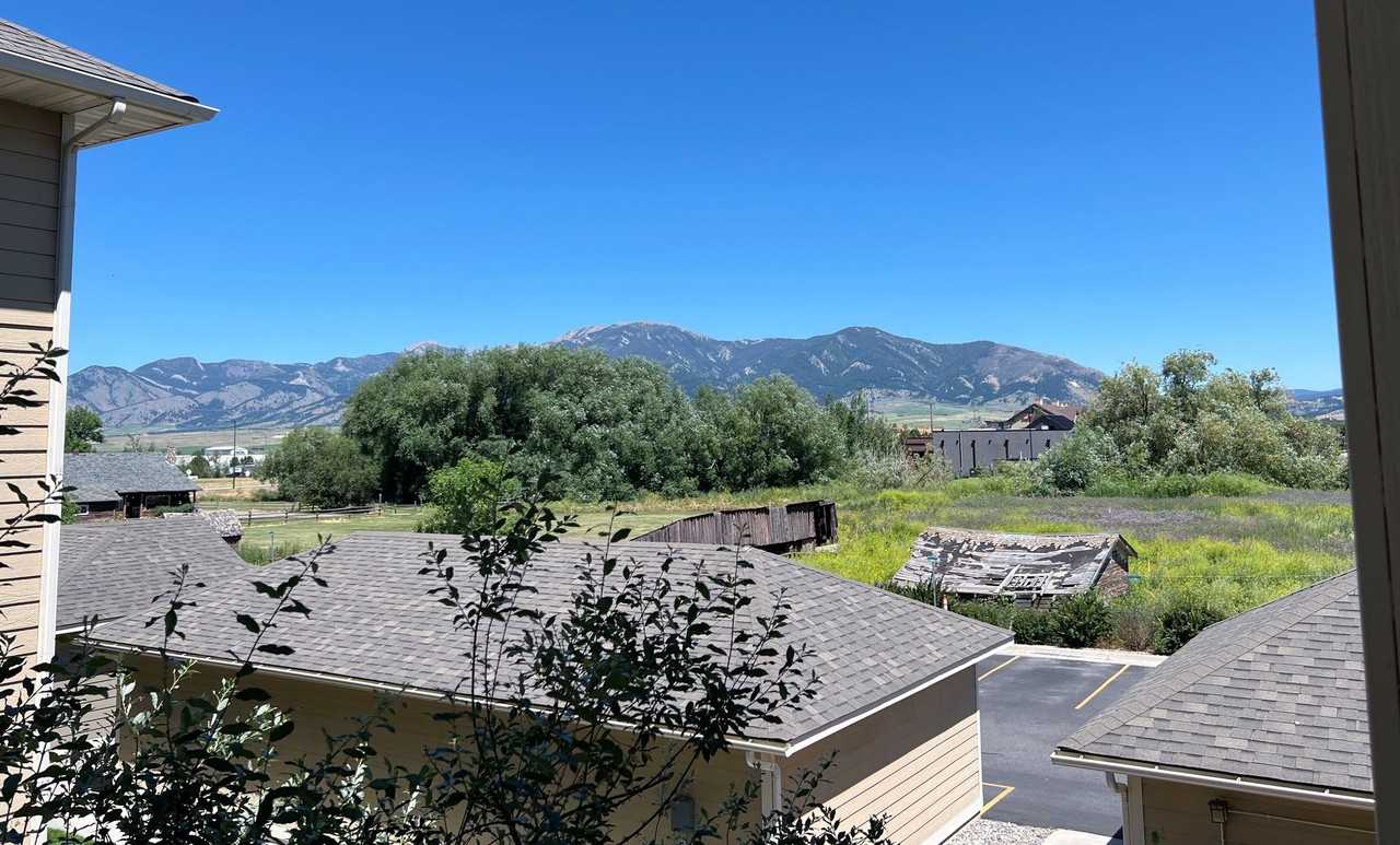 2 Bed 2 Bath Baxter Springs Condo with Mountain Views - Photo 6 of 7