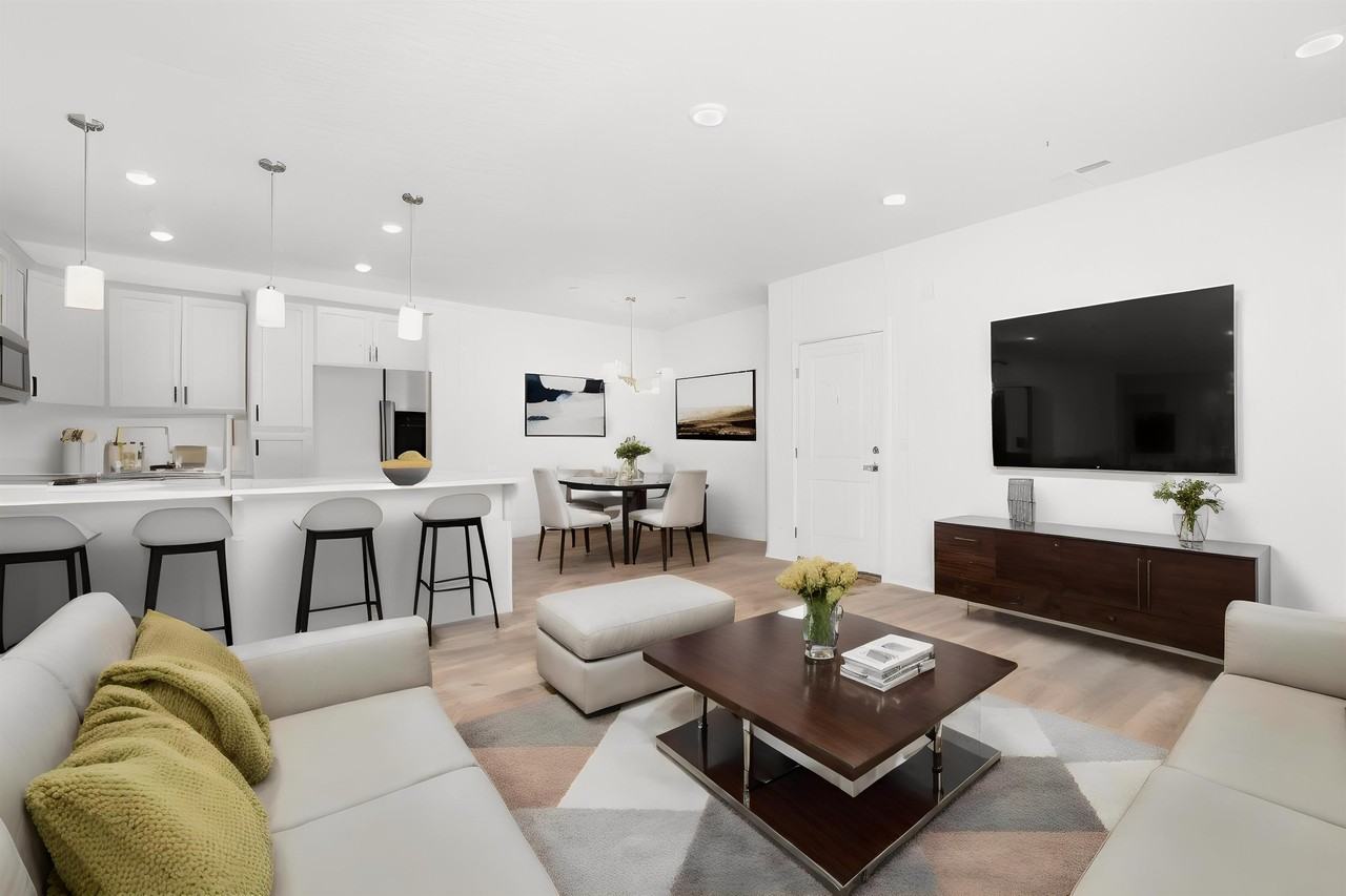 830 S 2342 E - 13113 #13 - Photo 3 of 22