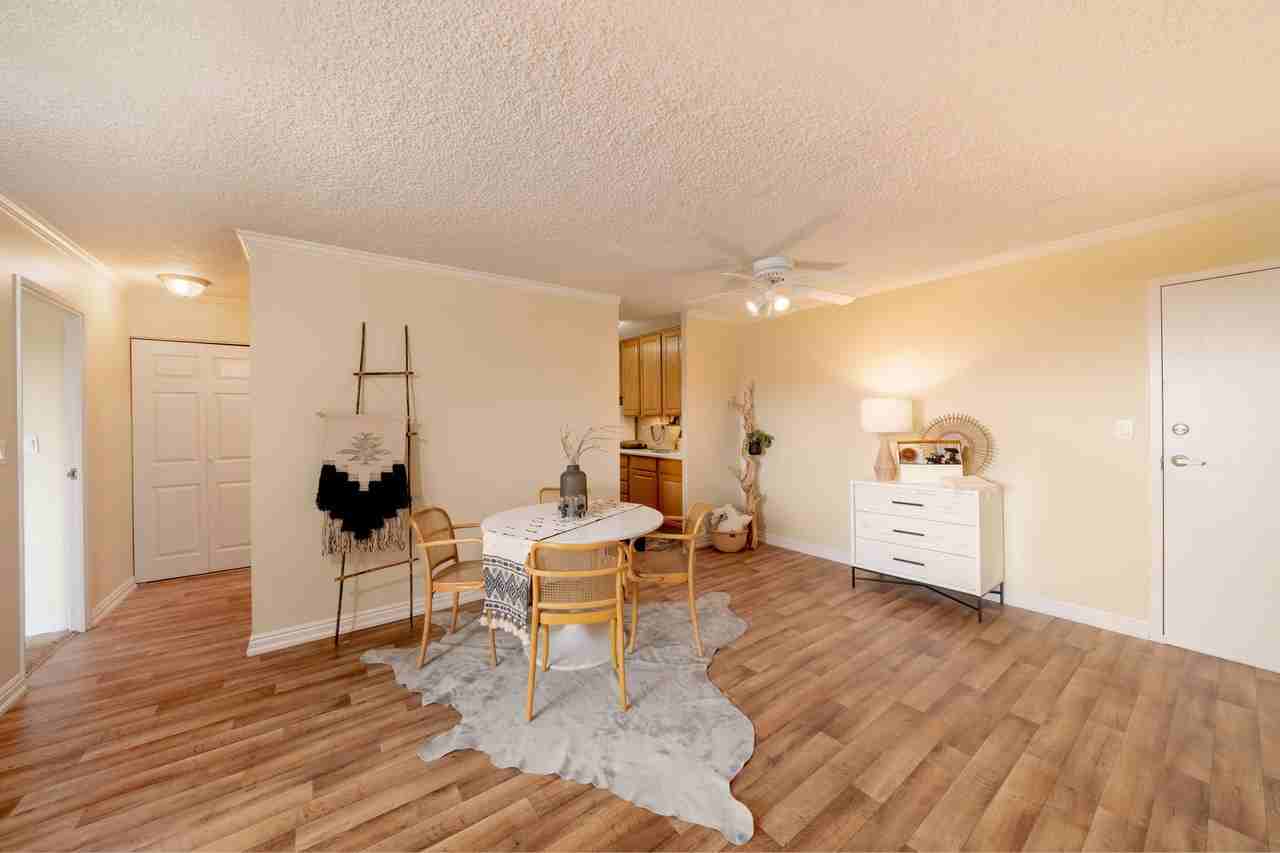 Irving Heights Apartments - Photo 5 of 50