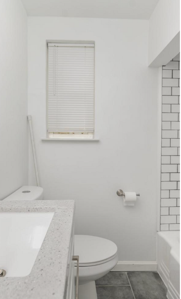 1974 Connecticut - Photo 2 of 10