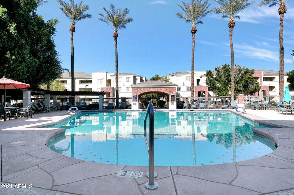 Brick Commons - Photo 2 of 6