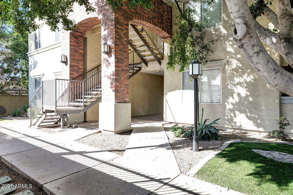 Brick Commons - Photo 3 of 6