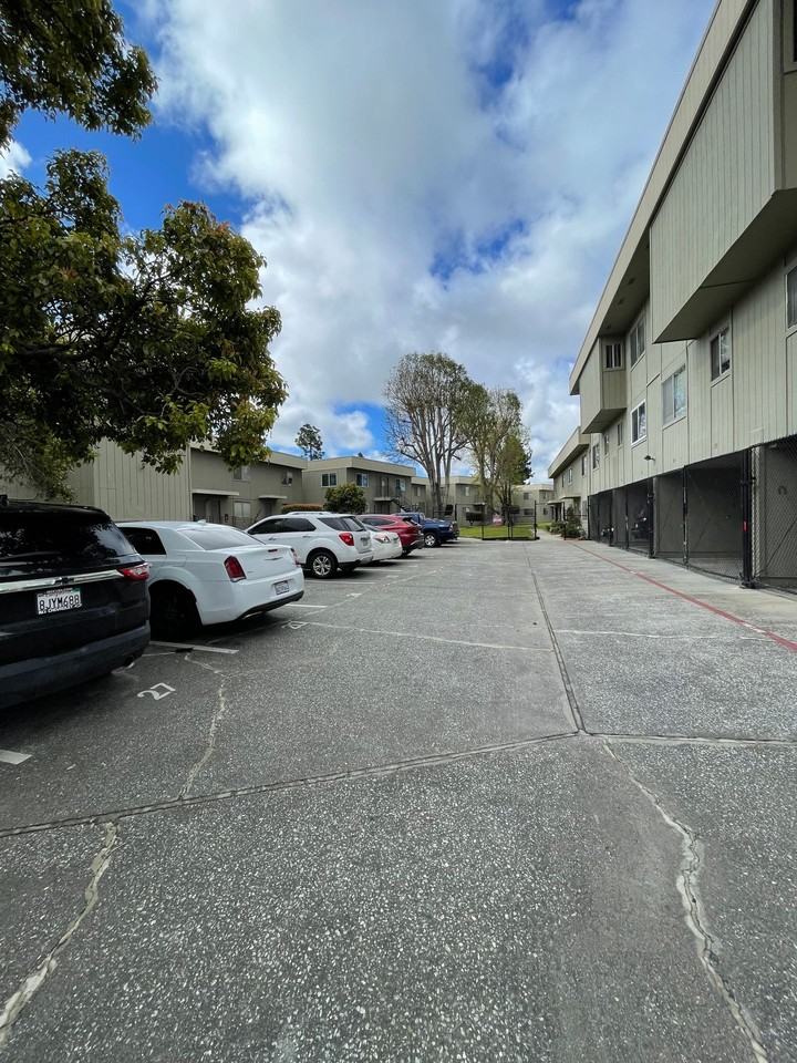 850 Garner Avenue - Photo 4 of 7