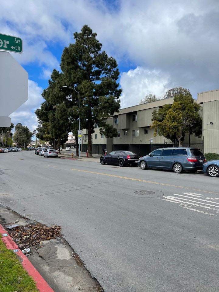 850 Garner Avenue - Photo 6 of 7