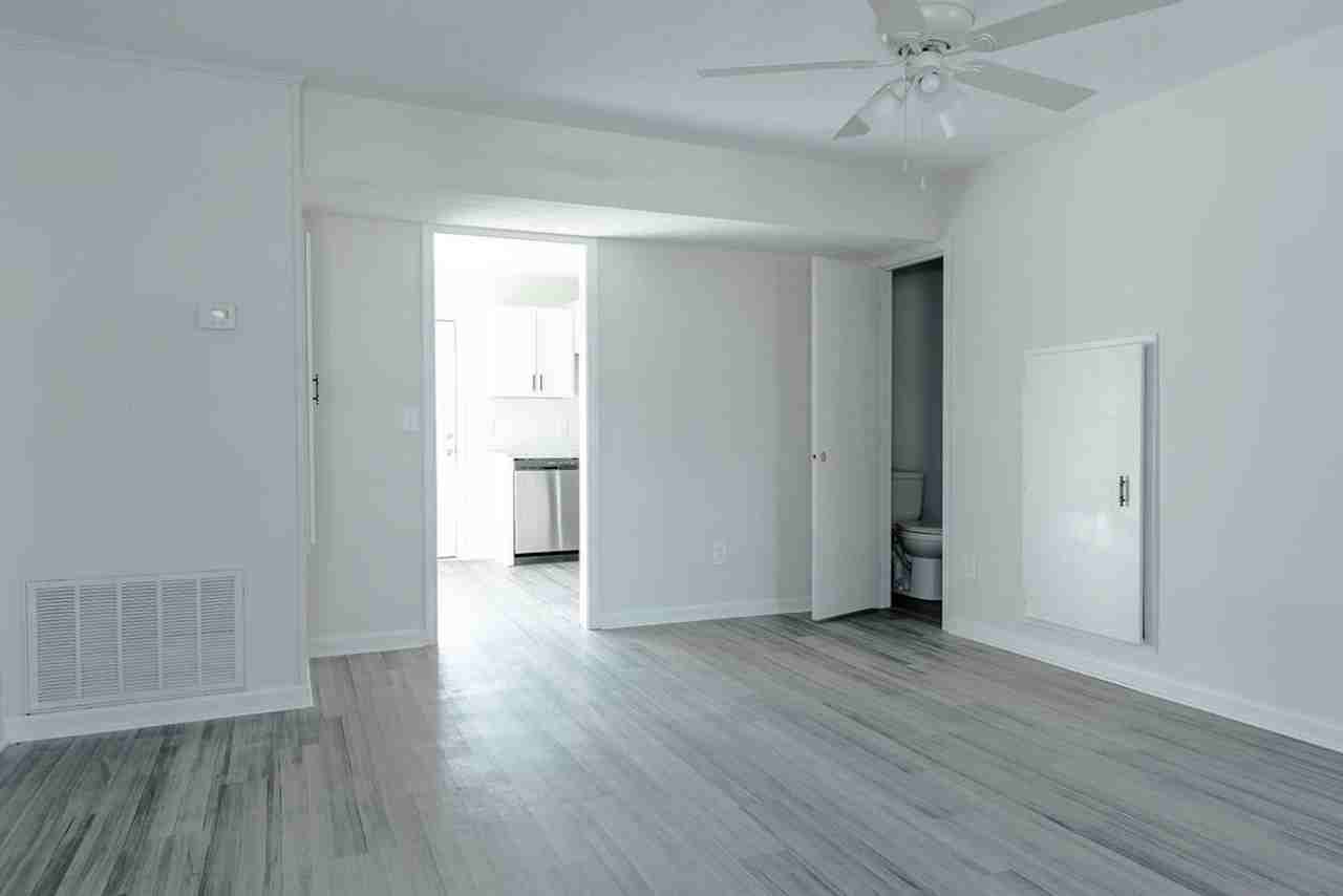 an900- - Photo 3 of 27