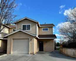 958/960 Myrtle Ave., Chico, CA 95926 - Photo 1 of 1