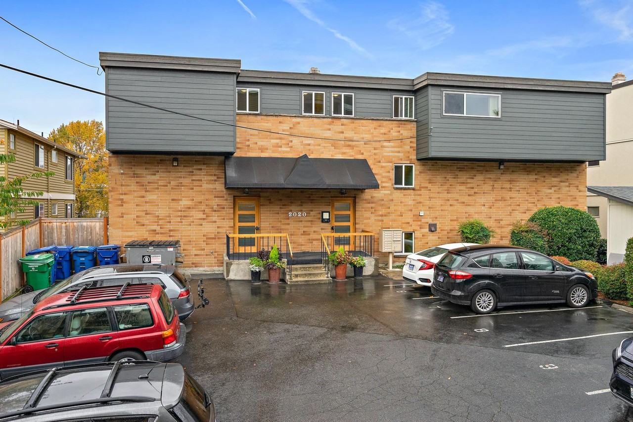 2020 Lake Union - Photo 4 of 5