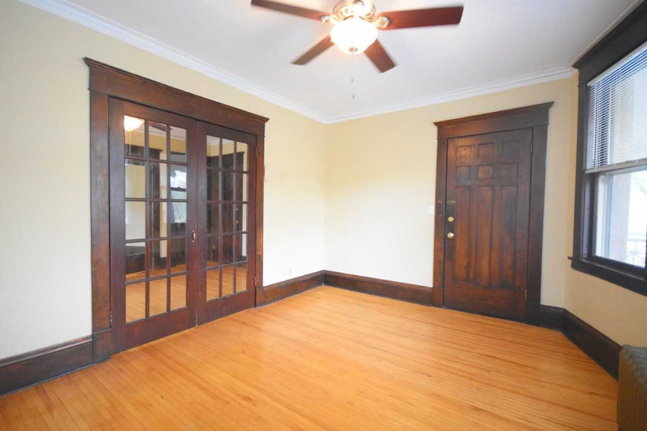 265 Dayton Ave S - Photo 3 of 25