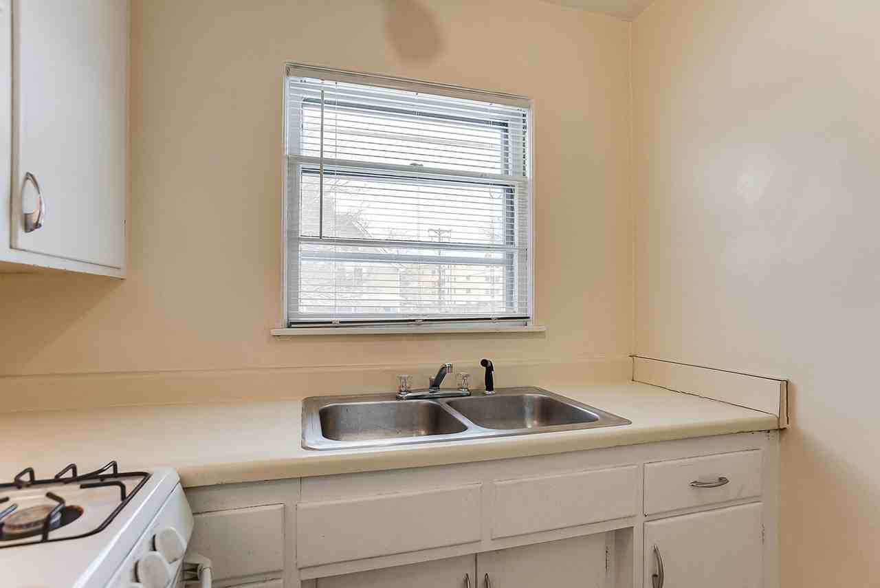 123 W 26th Street Apartments - Photo 5 of 16