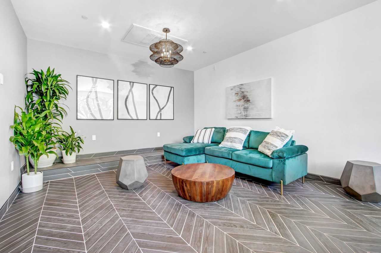 Tujunga55 - Photo 6 of 25