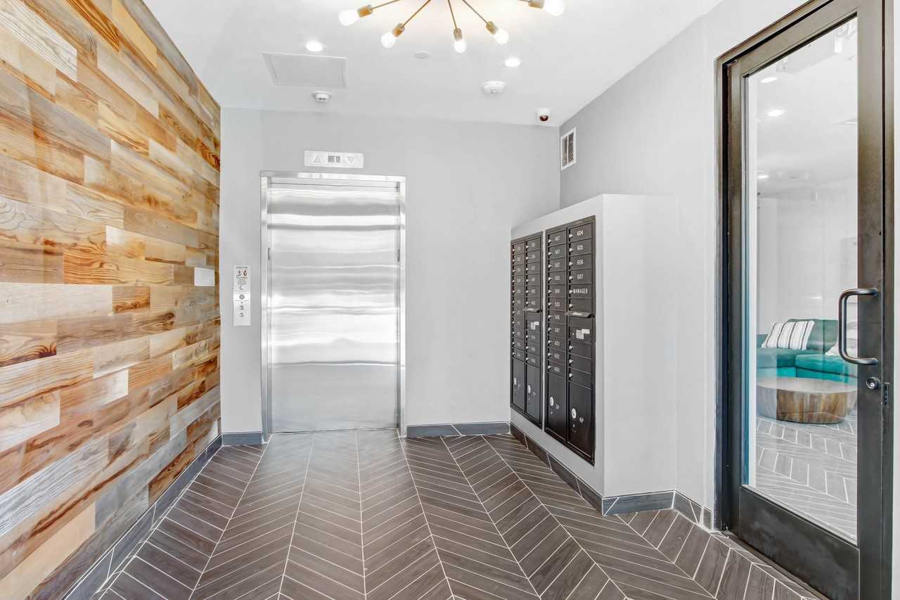 Tujunga55 - Photo 7 of 25