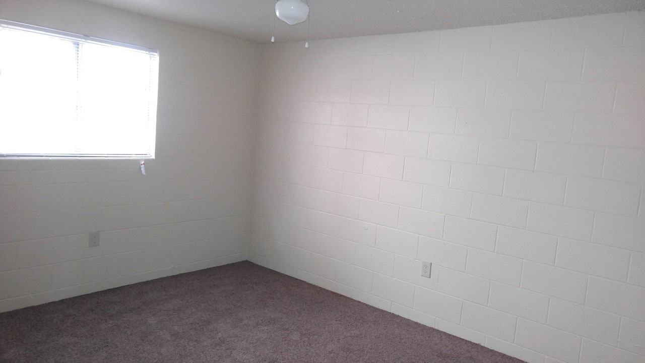 485 LINDEN - Photo 7 of 7