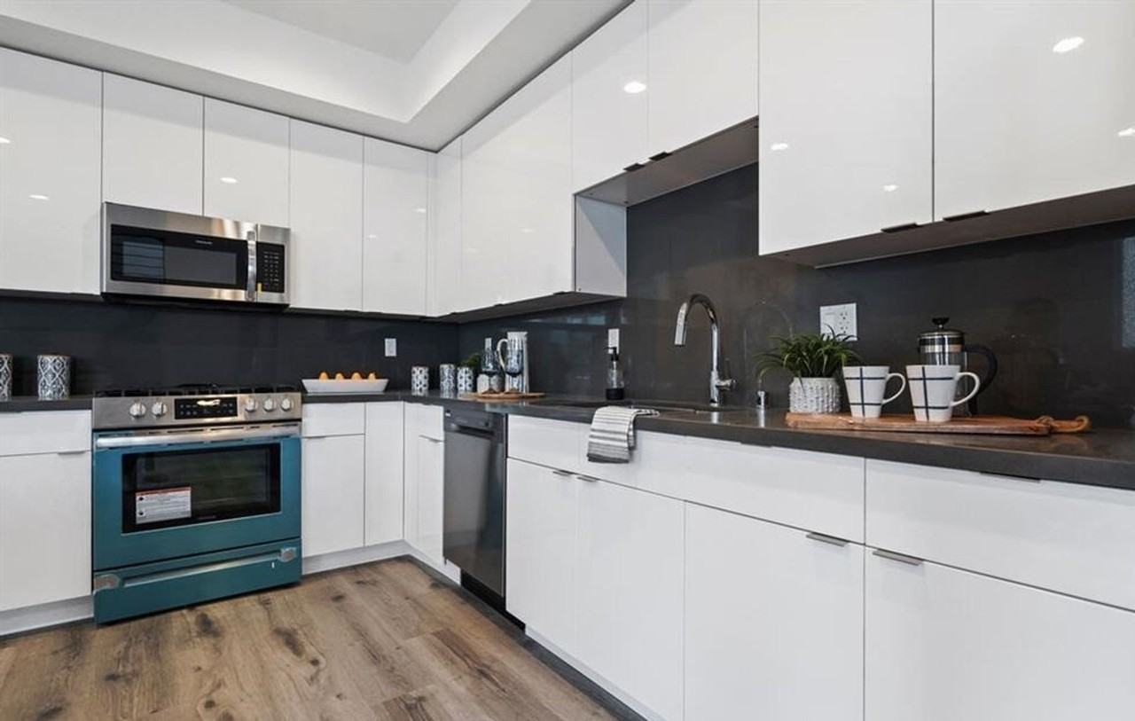 Craner- New Apartment Homes - Photo 4 of 7