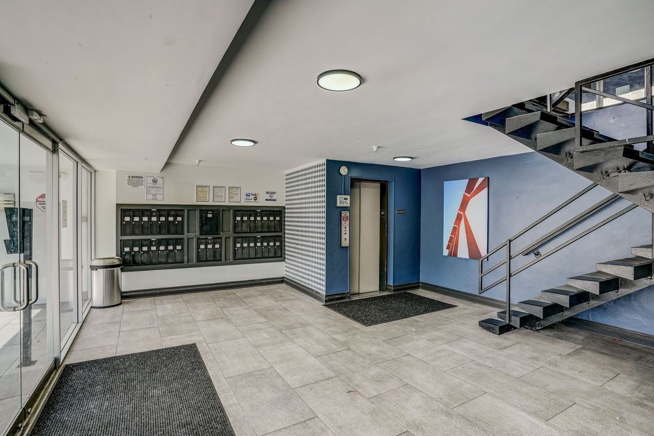 8375 Fountain Ave - Photo 5 of 12