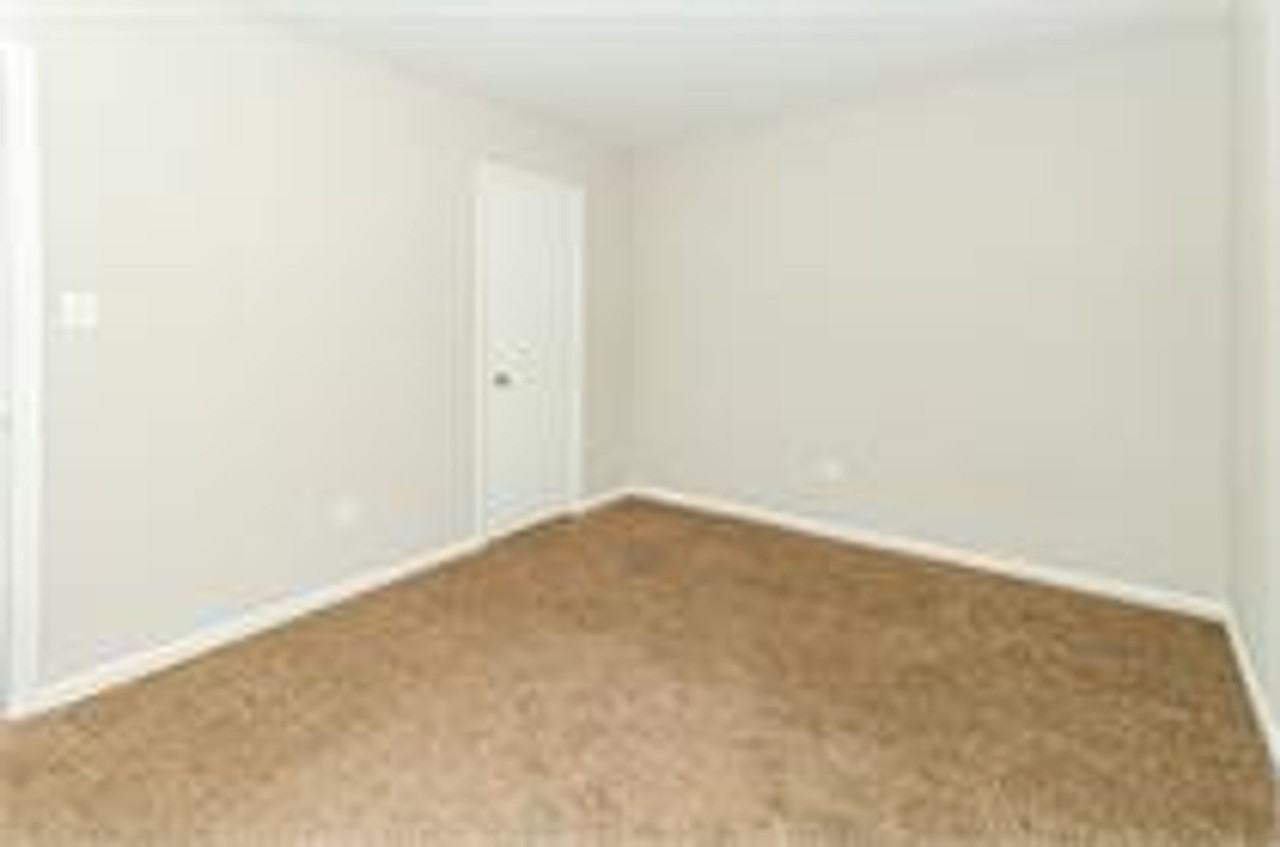 Nice Brick Single Story 9-Plex - Photo 6 of 7
