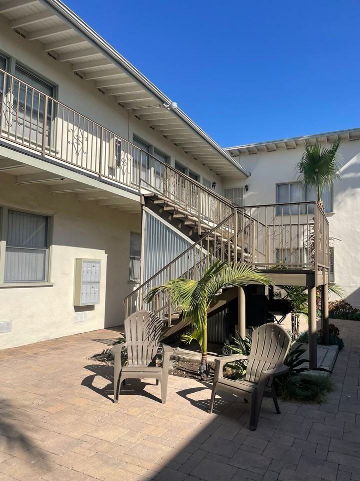 W. 54th Street - Photo 2 of 5