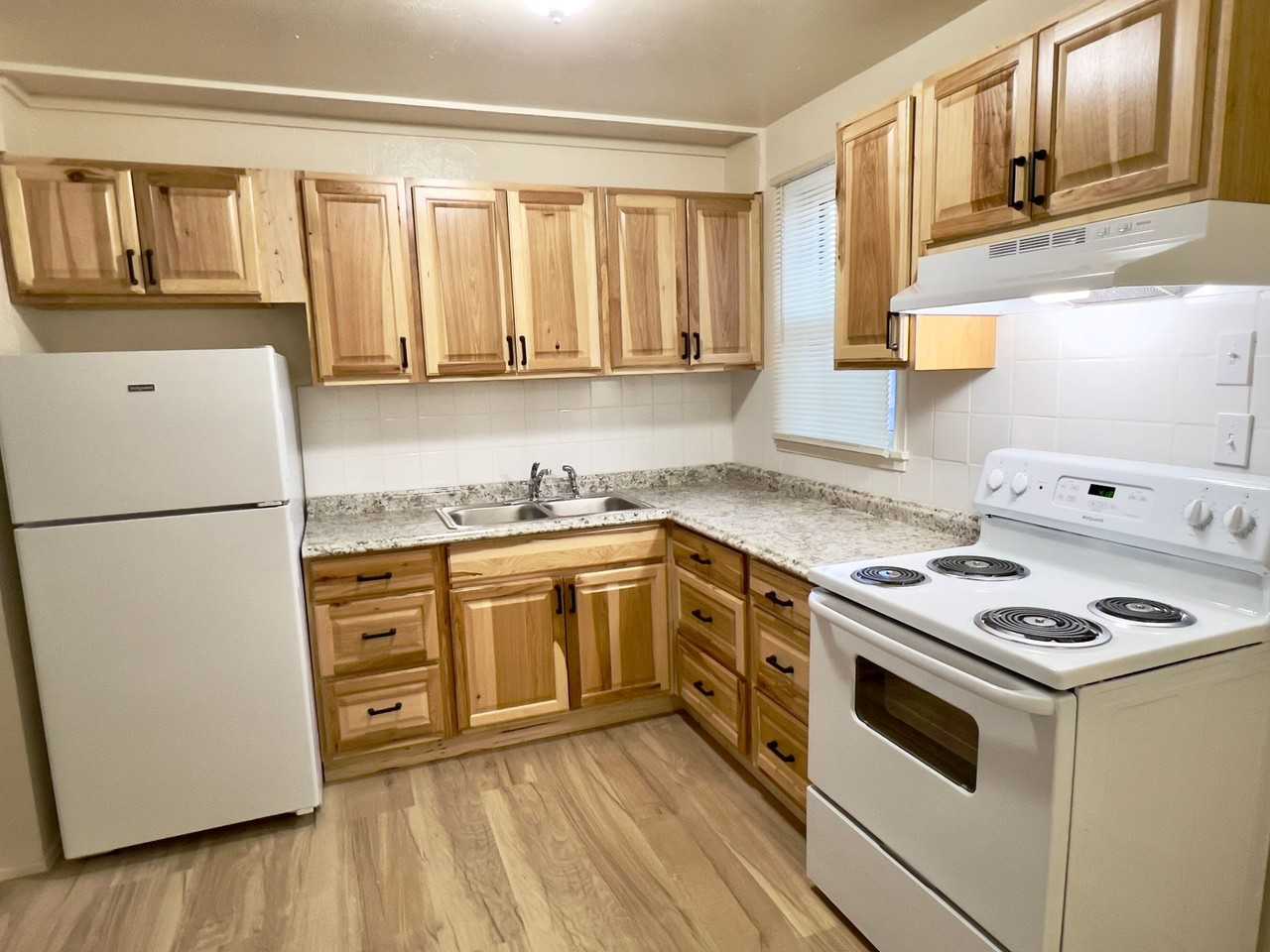 534 Patton Avenue - Photo 6 of 14