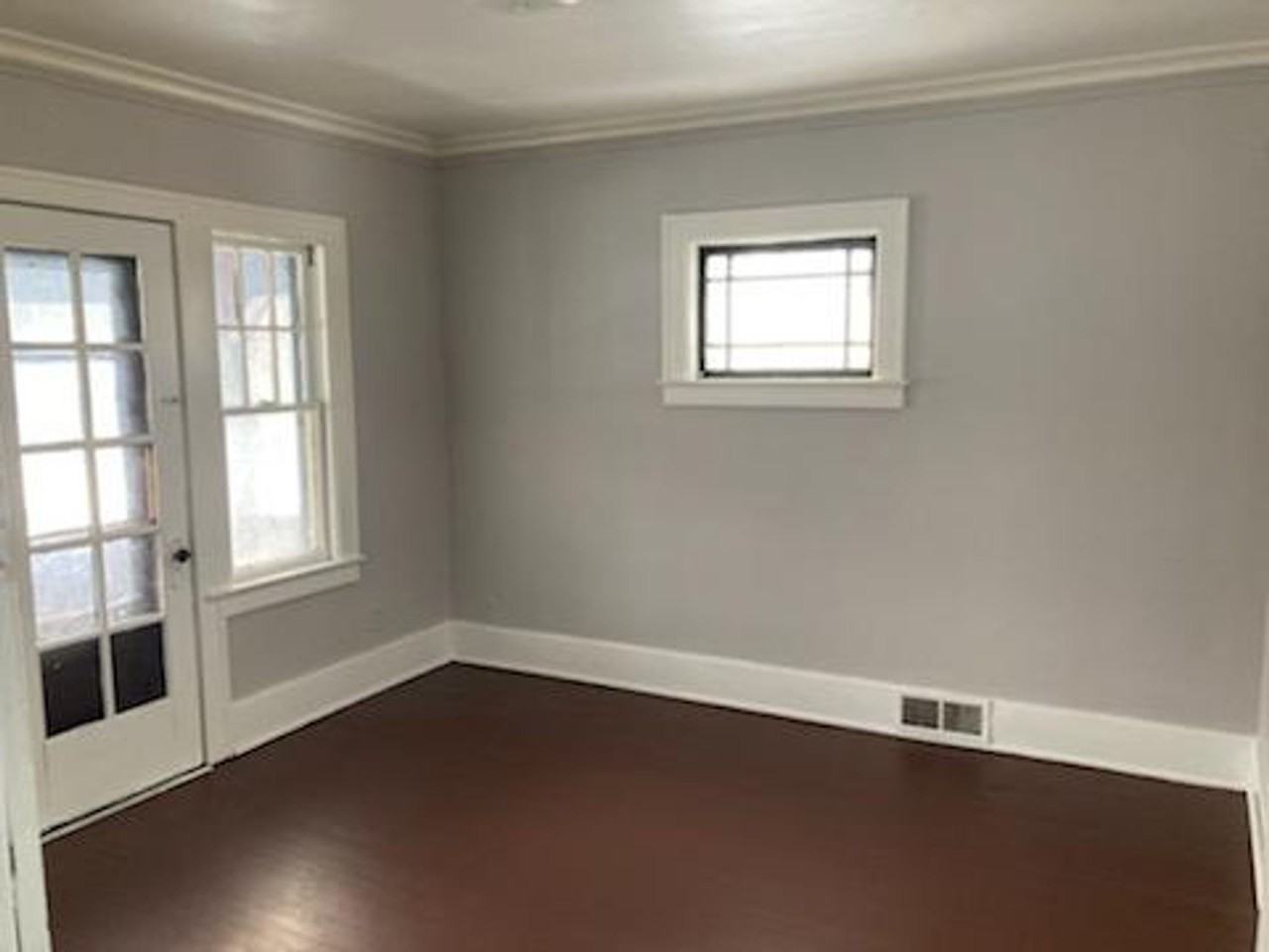 325 Conkey Avenue - Photo 2 of 8