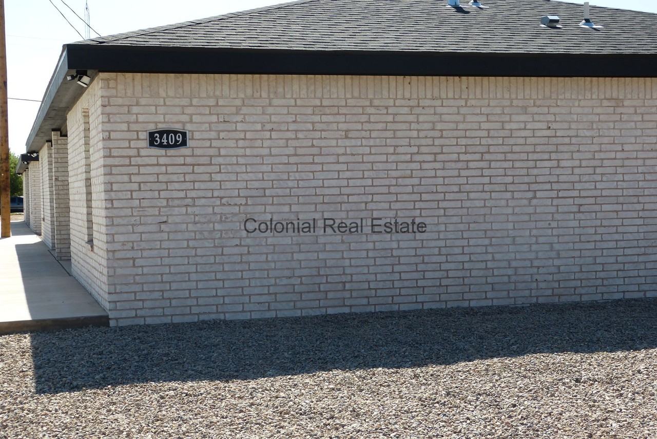 3409 Gidding - Photo 3 of 14