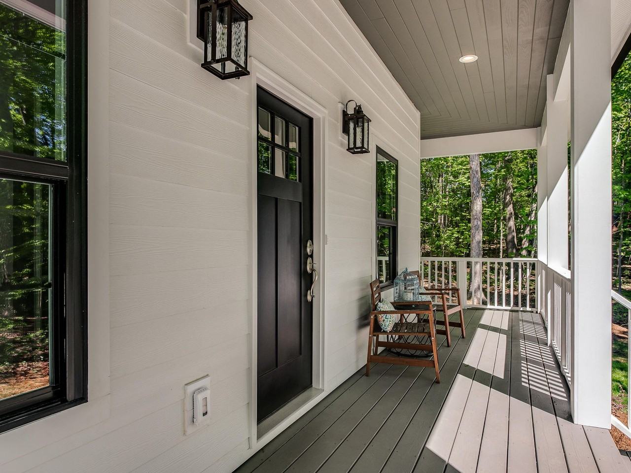 5919 Hemby Road - Photo 2 of 10