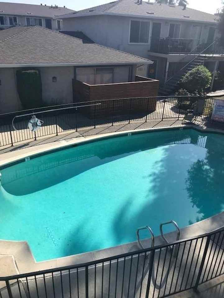 044- Villa Oaks - Photo 3 of 15