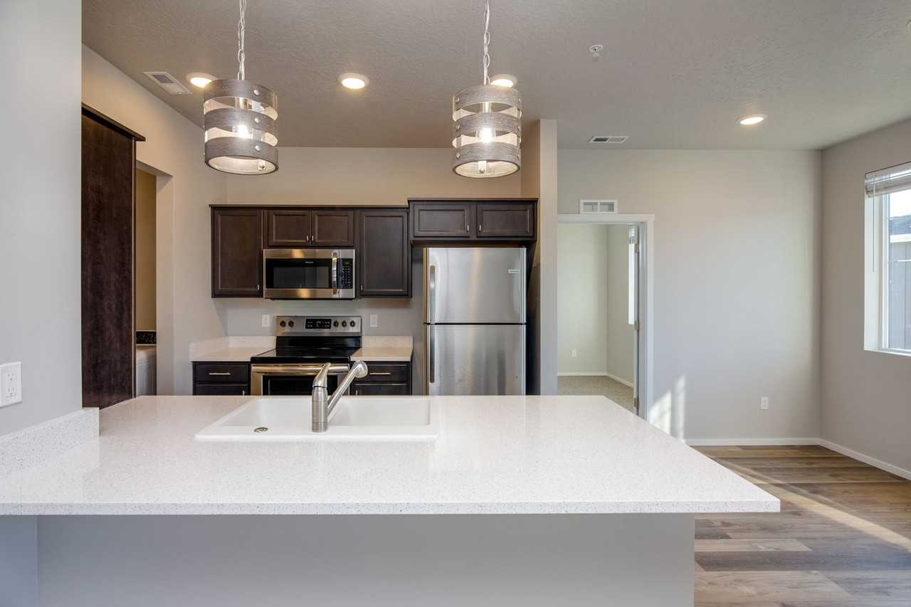 Arbor Ridge Villas - Photo 3 of 19