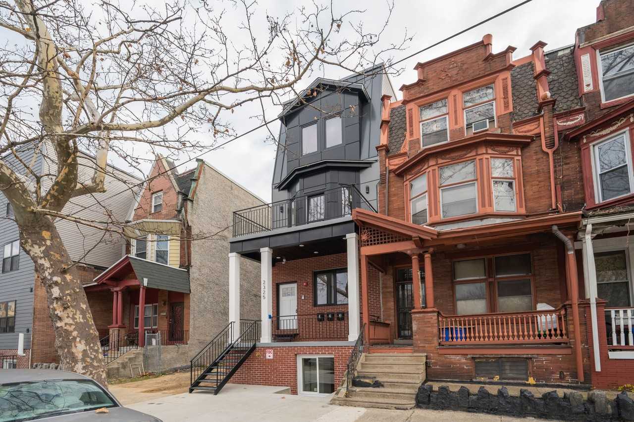 2325 N 33rd St - Photo 2 of 3